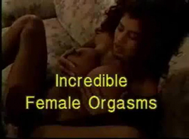 الفيديو الإباحية الكلاسيكي مع رجل الحصول على علاج حقيقي من أحد طلابه قرنية.